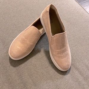 Rose gold, slip on, naturalizer size 10